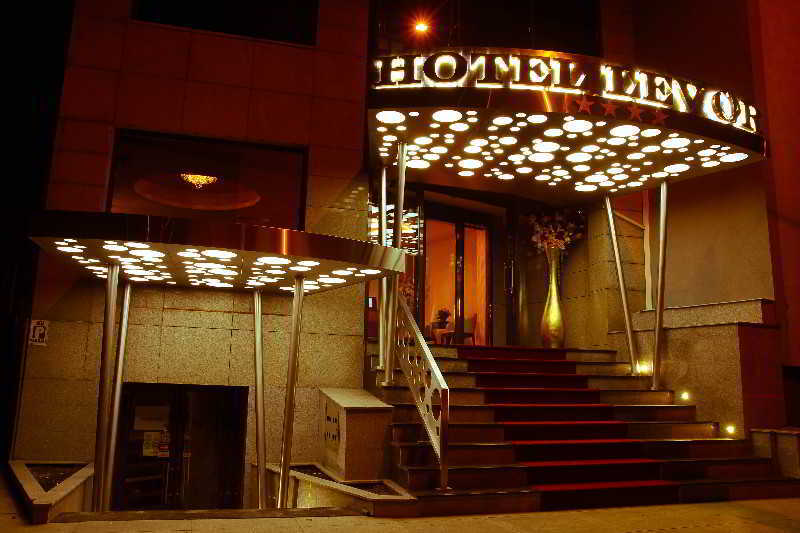 Best Western Hotel Lev Or I Bucharest Exterior photo